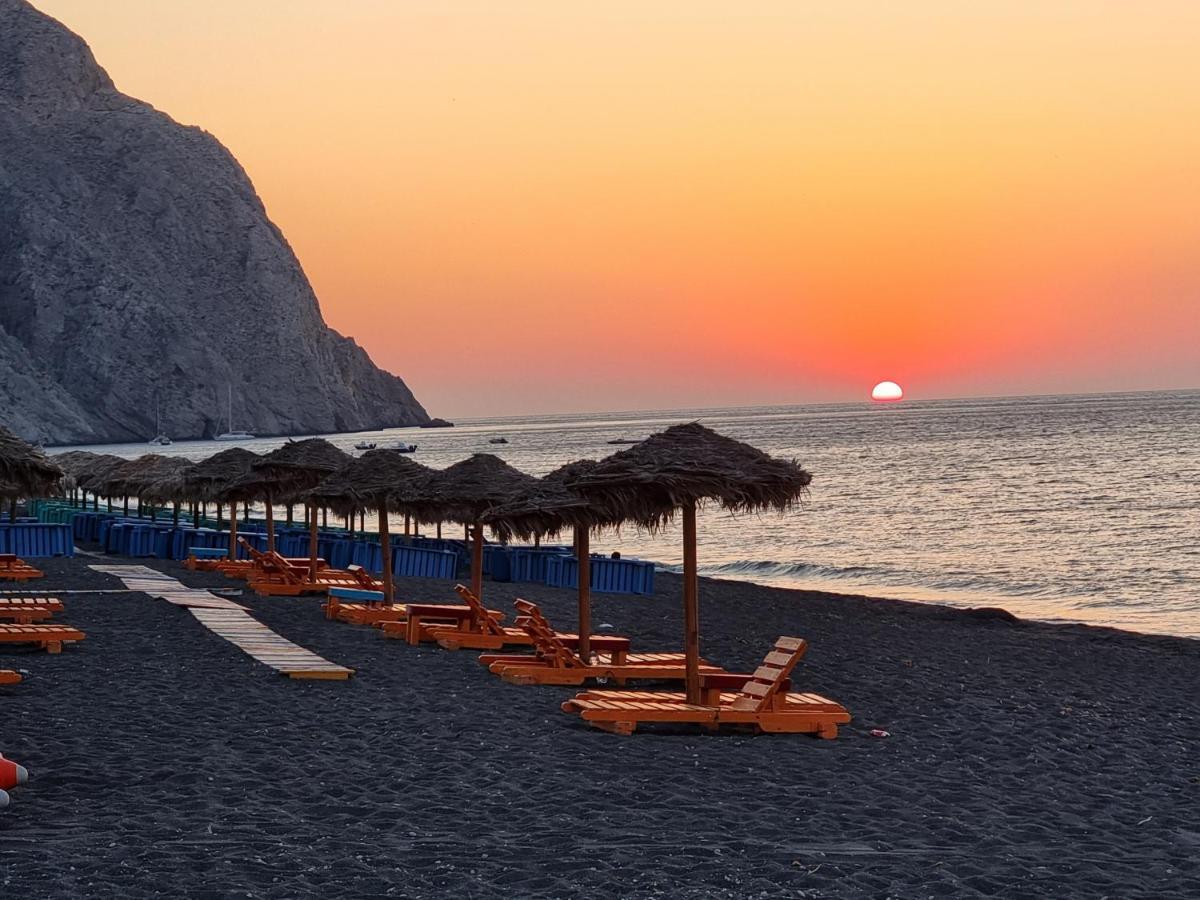 Pleasure Seaside Rooms Perissa  Buitenkant foto