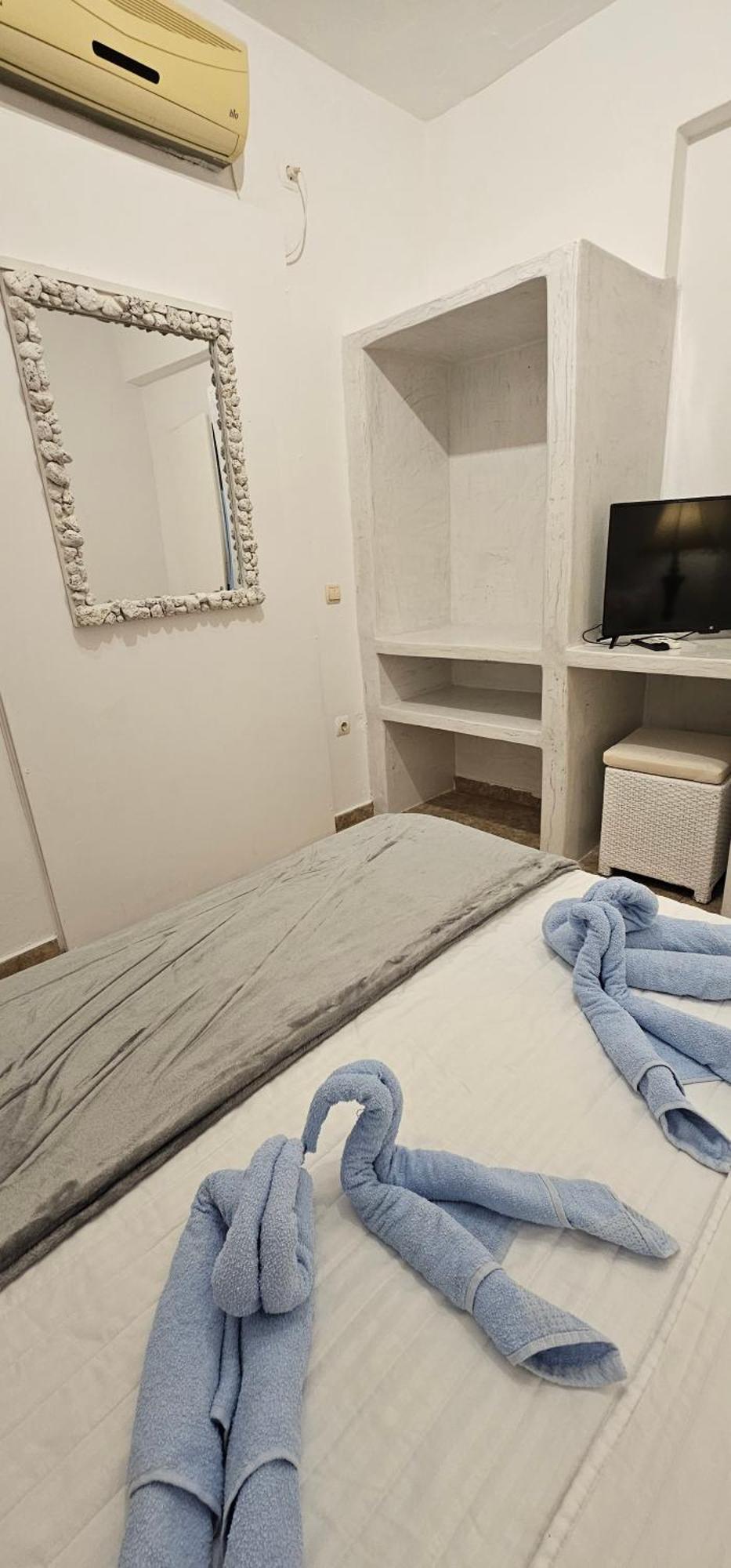 Pleasure Seaside Rooms Perissa  Buitenkant foto